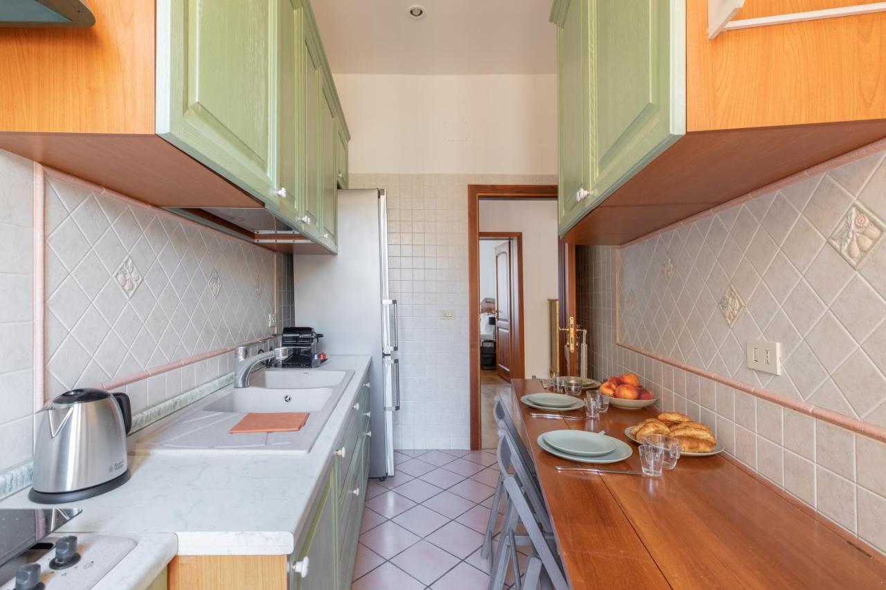 Апартаменты Iflat Spacious Penthouse Near The Vatican City Рим Экстерьер фото