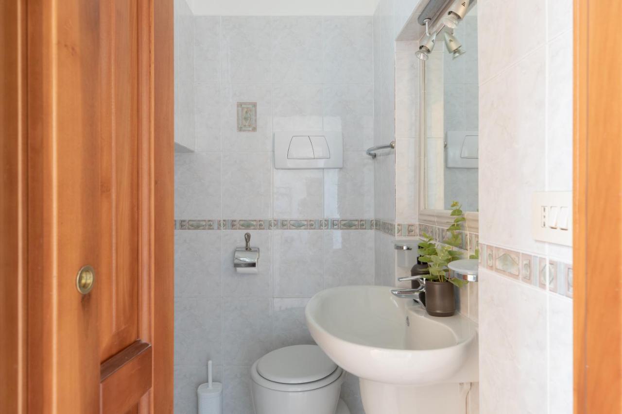 Апартаменты Iflat Spacious Penthouse Near The Vatican City Рим Экстерьер фото